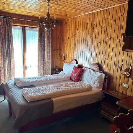 Hotel Garni St. Hubertus Madonna di Campiglio